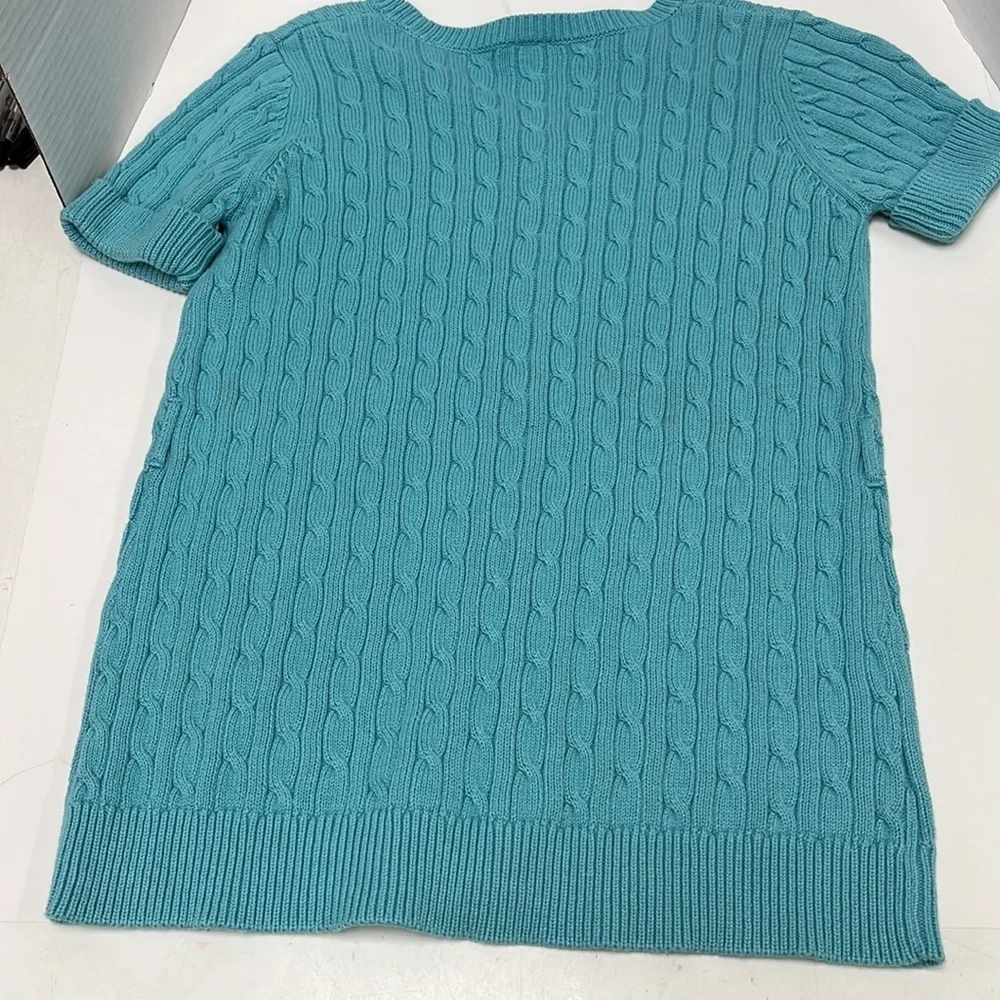 Gymboree girls short sleeve sweater with beautiful buttons!